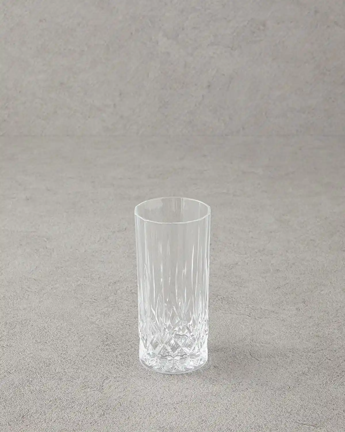 English Home Kristal Bardaklar ile Ev Dekorasyonunda Zarif ve Şık Dokunuşlar