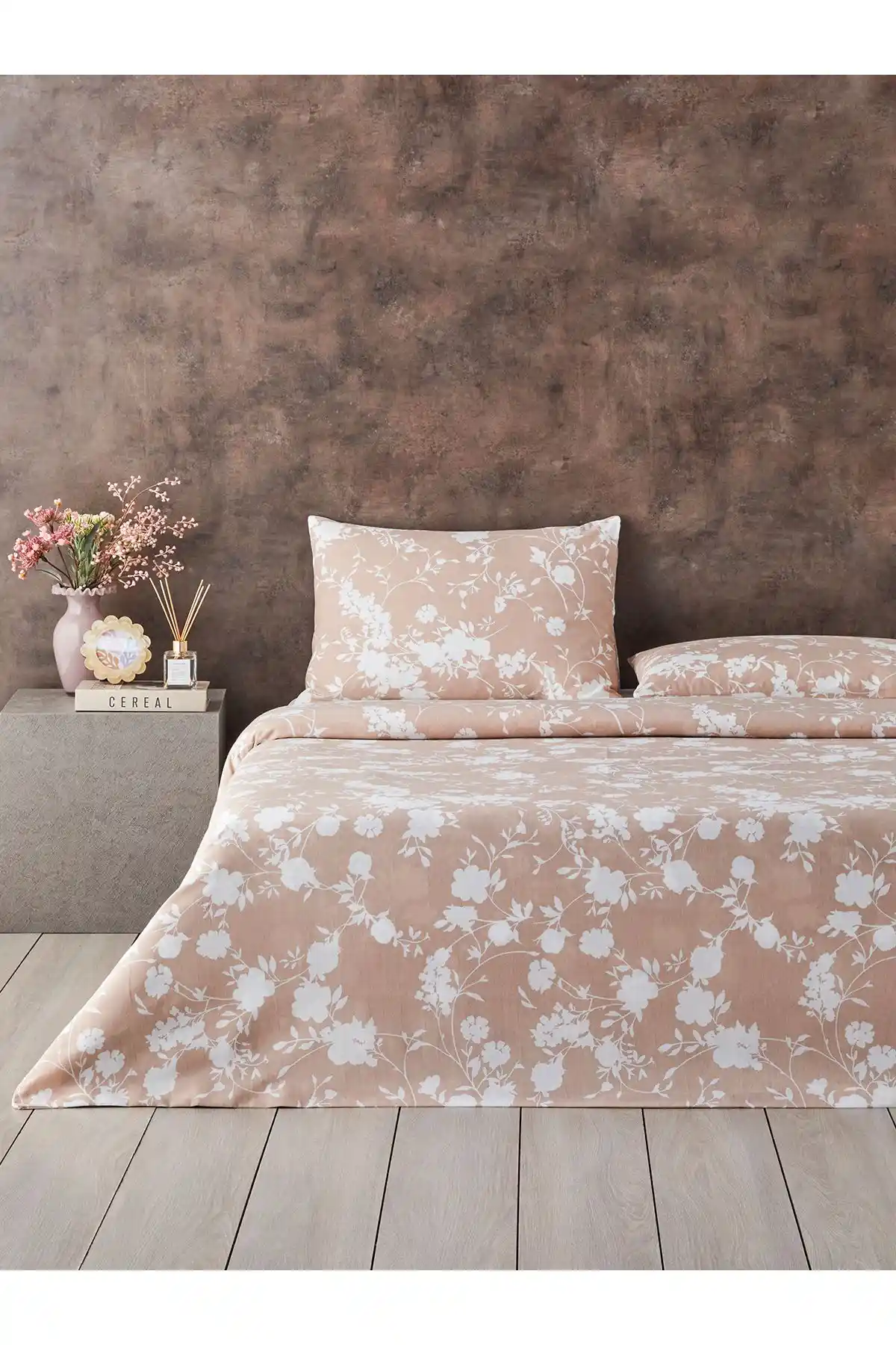 English Home Nevresim Kampanyaları: 1 Alana 1 Bedava Fırsatı ve Dekorasyon İpuçları