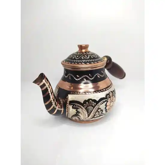 Erzincan Bakır Çaydanlıkları: Geleneksel Estetik ve Dekoratif Kullanım Rehberi