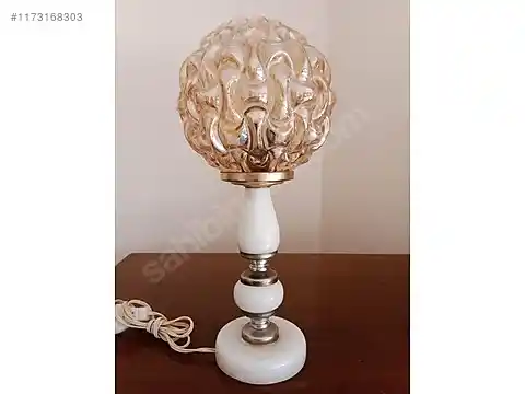 Eski Abajurlar ile Evinize Retro ve Modern Dokunuşlar Katın