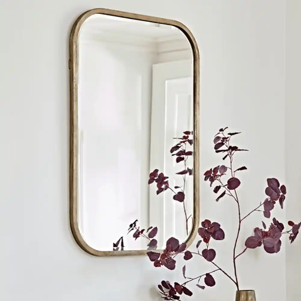 Eskitme Duvar Aynası ile Mekânlarınıza Zarif ve Nostaljik Bir Dokunuş Katın