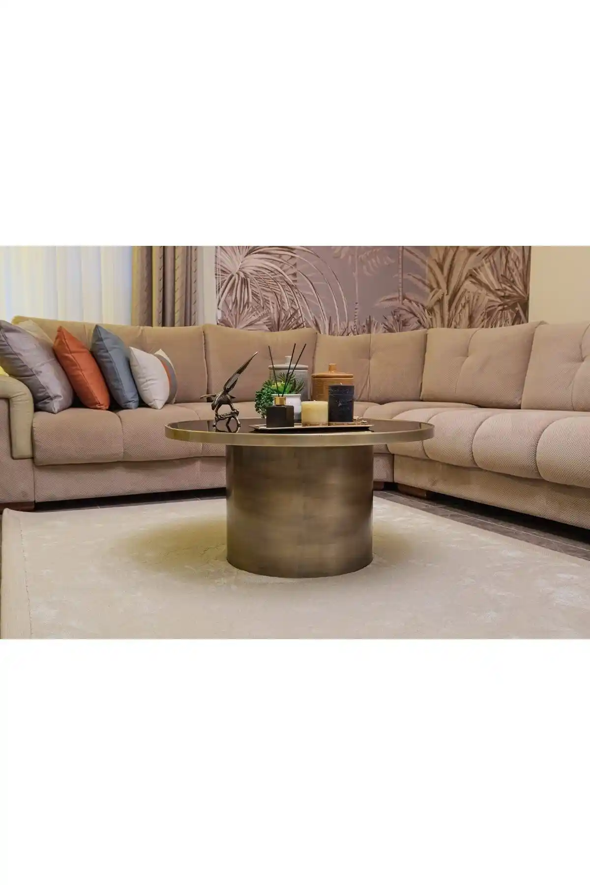 Eskitme Orta Sehpa ile Dekorasyonda Şıklık ve Sıcaklık Yaratmanın Yolları