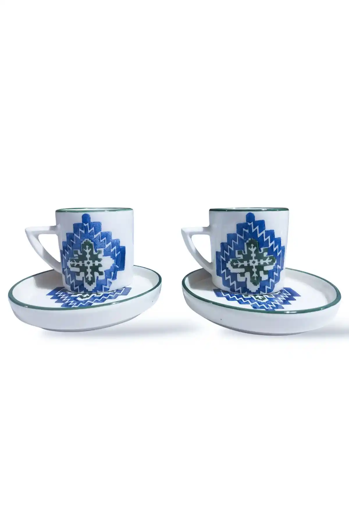 Etnik Desen Kahve Fincanları ile Dekorasyonda Kültürel Zenginlik ve Estetik Yaklaşımlar