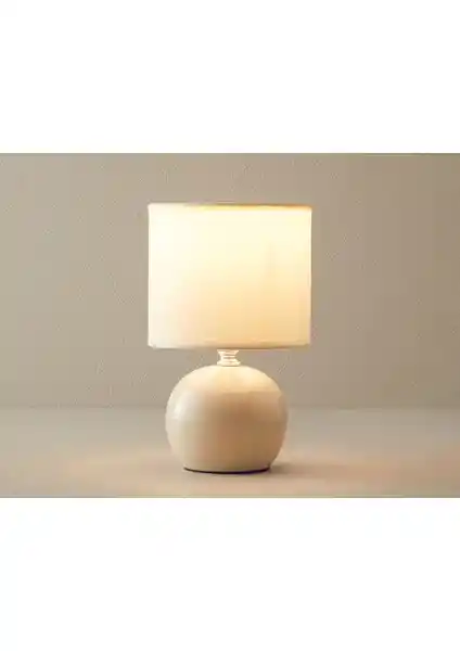 Ev Dekorasyonuna Uyumlu Porselen Abajur: Şık ve Fonksiyonel Aydınlatma Seçeneği