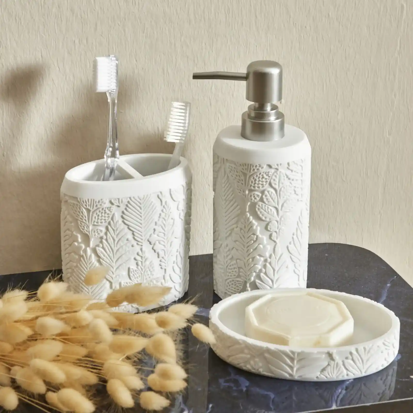 Ev Dekorasyonunda Aksesuarların Gücüyle Mekânlarınızı Yeniden Canlandırın