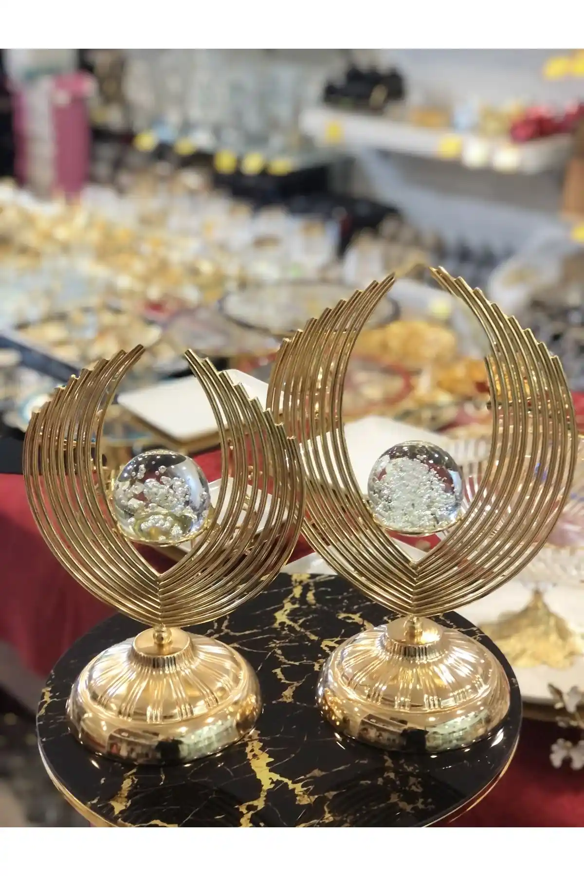 Ev Dekorasyonunda Altın Aksesuarların Kullanımı ve Dekorasyon İpuçları