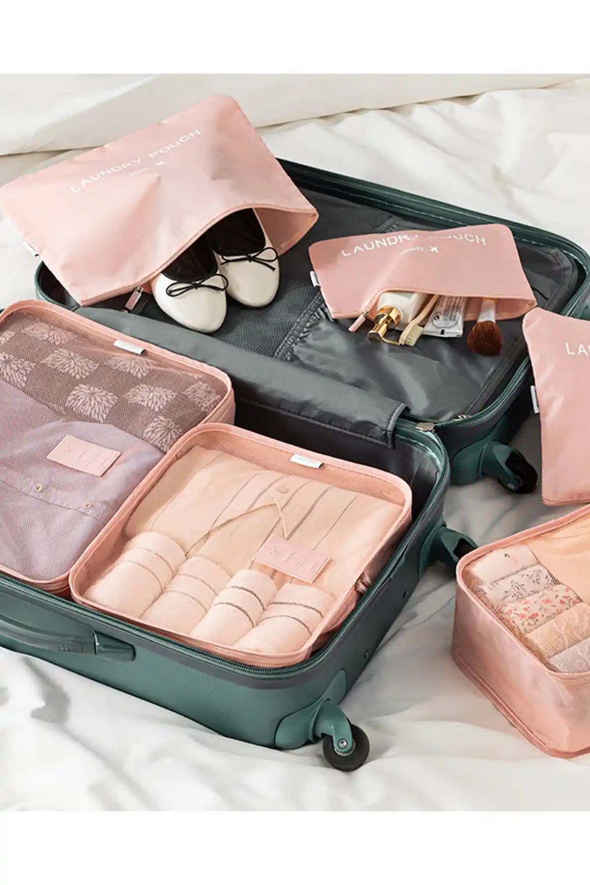 Ev Dekorasyonunu Tamamlayan Pratik ve Şık Bavul Organizer Kullanımı Rehberi