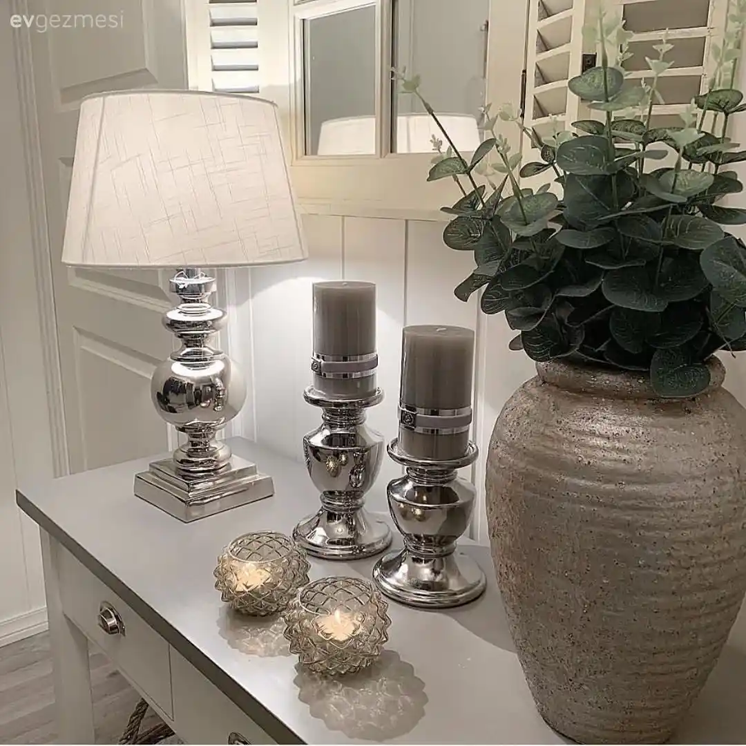 Ev Dekoratif Objeleri ile Mekânlarınızı Şekillendiren Detaylar ve Trendler 2024