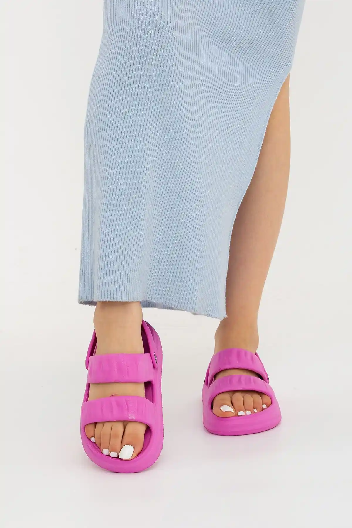 EVA Sandalet ve Terliklerin Dekorasyon Dünyasındaki Yeri ve Yenilikçi Kullanım Alanları