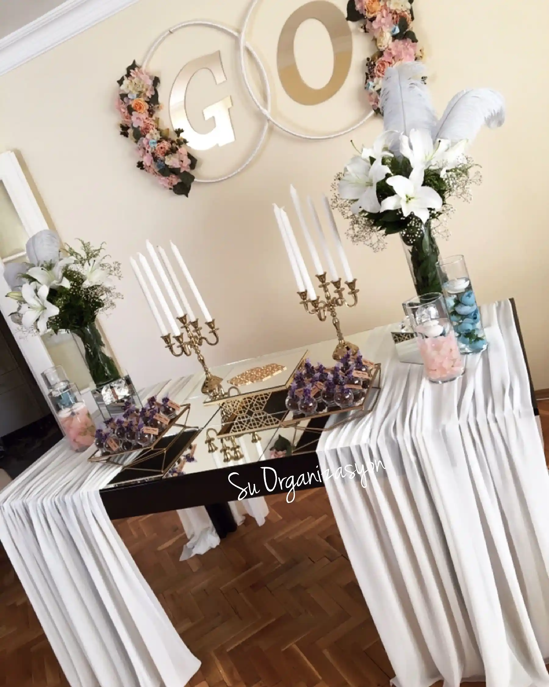 Evde Nikah Masası Süsleme İpuçları ve Trendlerle Şık Düğün Dekorasyonu