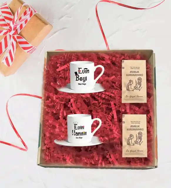 Evinizde Kahve Fincanlarıyla Sıcaklık ve Şıklık Yaratma Rehberi