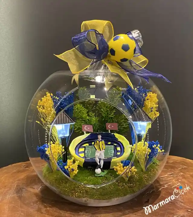 Fenerbahçe Temalı Teraryum Dekorasyonu: Spor Tutkunuzu Şık ve Özgün Bir Şekilde Yansıtın