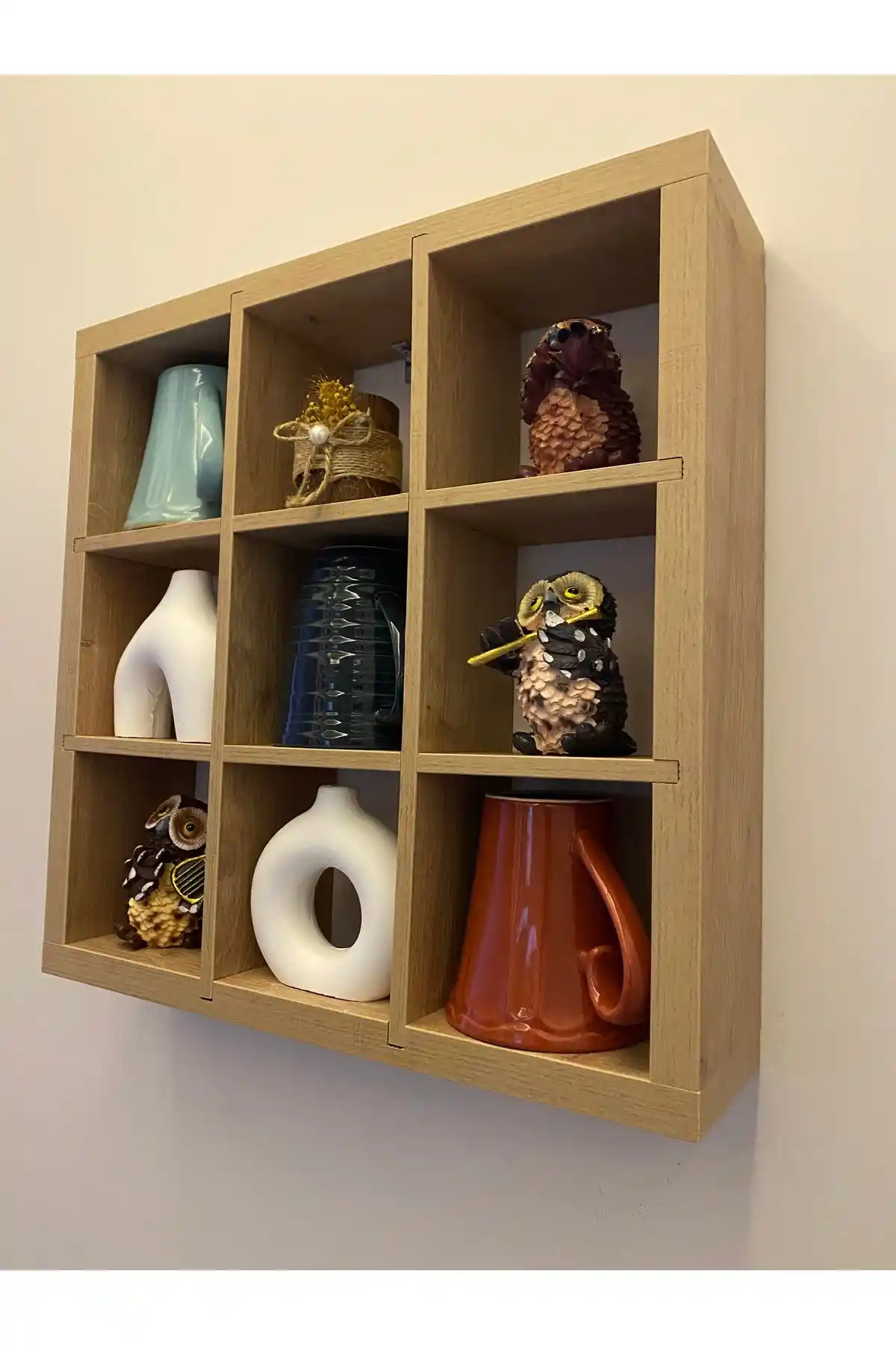 Fincan Rafları ile Dekorasyonunuzu Şık ve Fonksiyonel Hale Getirin