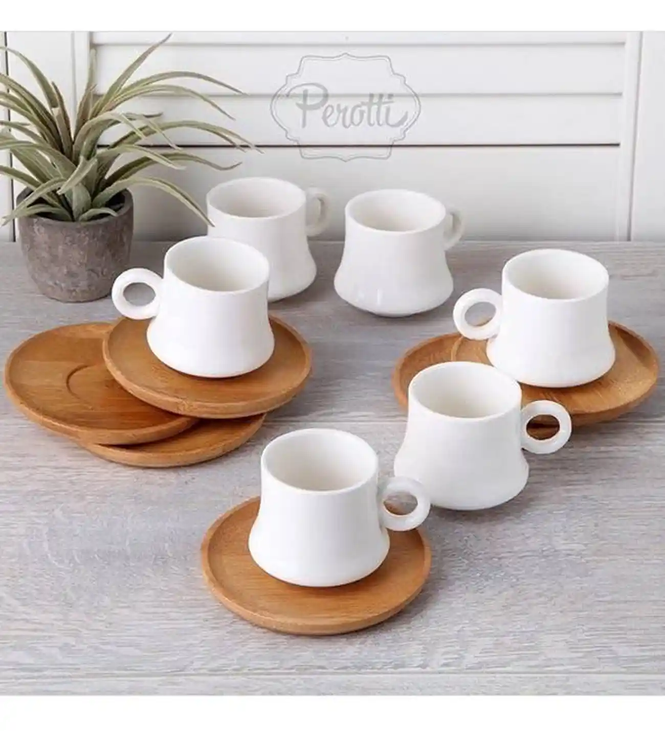 Fincan Setleri ile Dekorasyonda Şıklık ve Fonksiyonelliğin Uyumunu Yakalamak