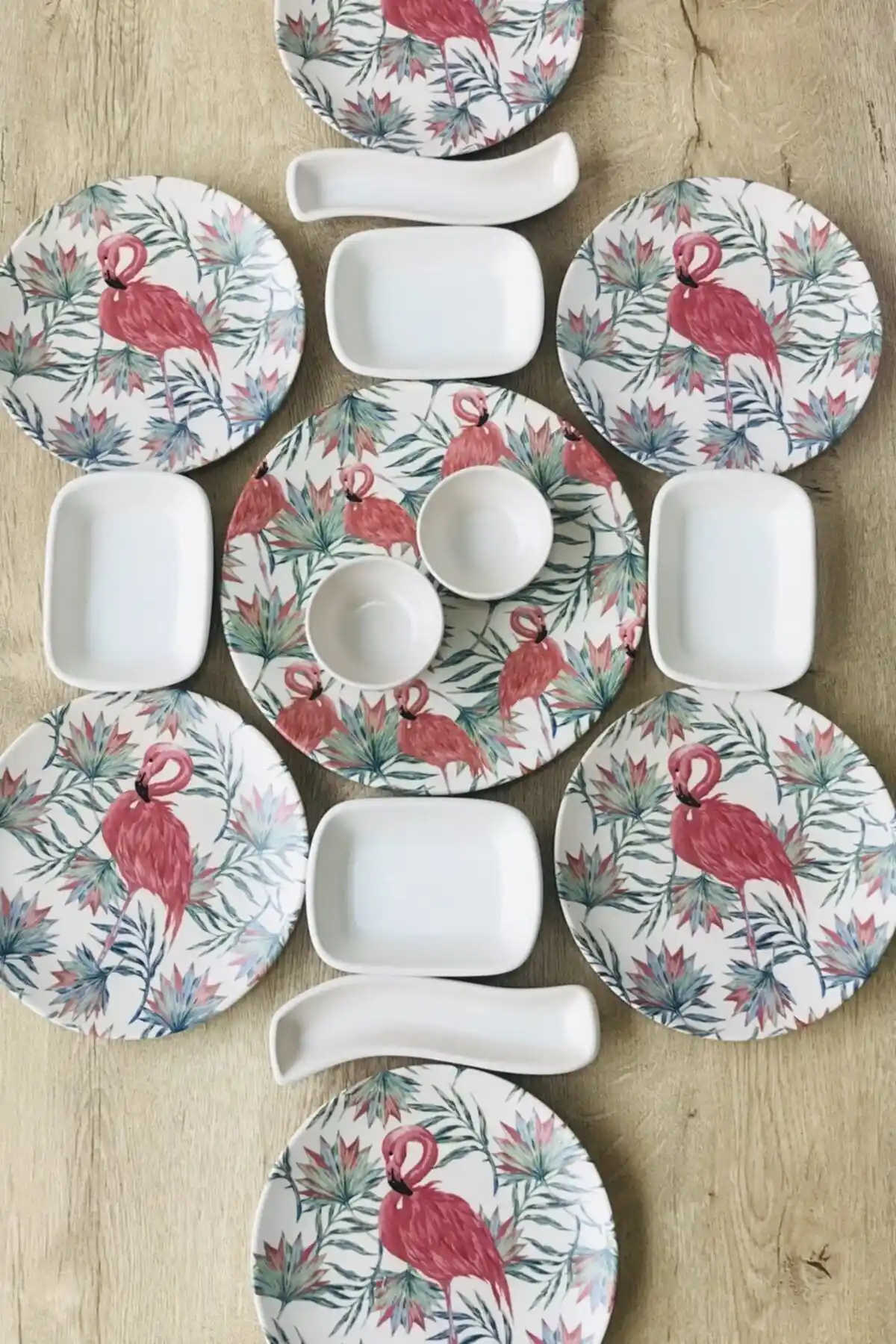 Flamingo Kahvaltı Takımı ile Modern ve Canlı Ev Dekorasyonu Fikirleri