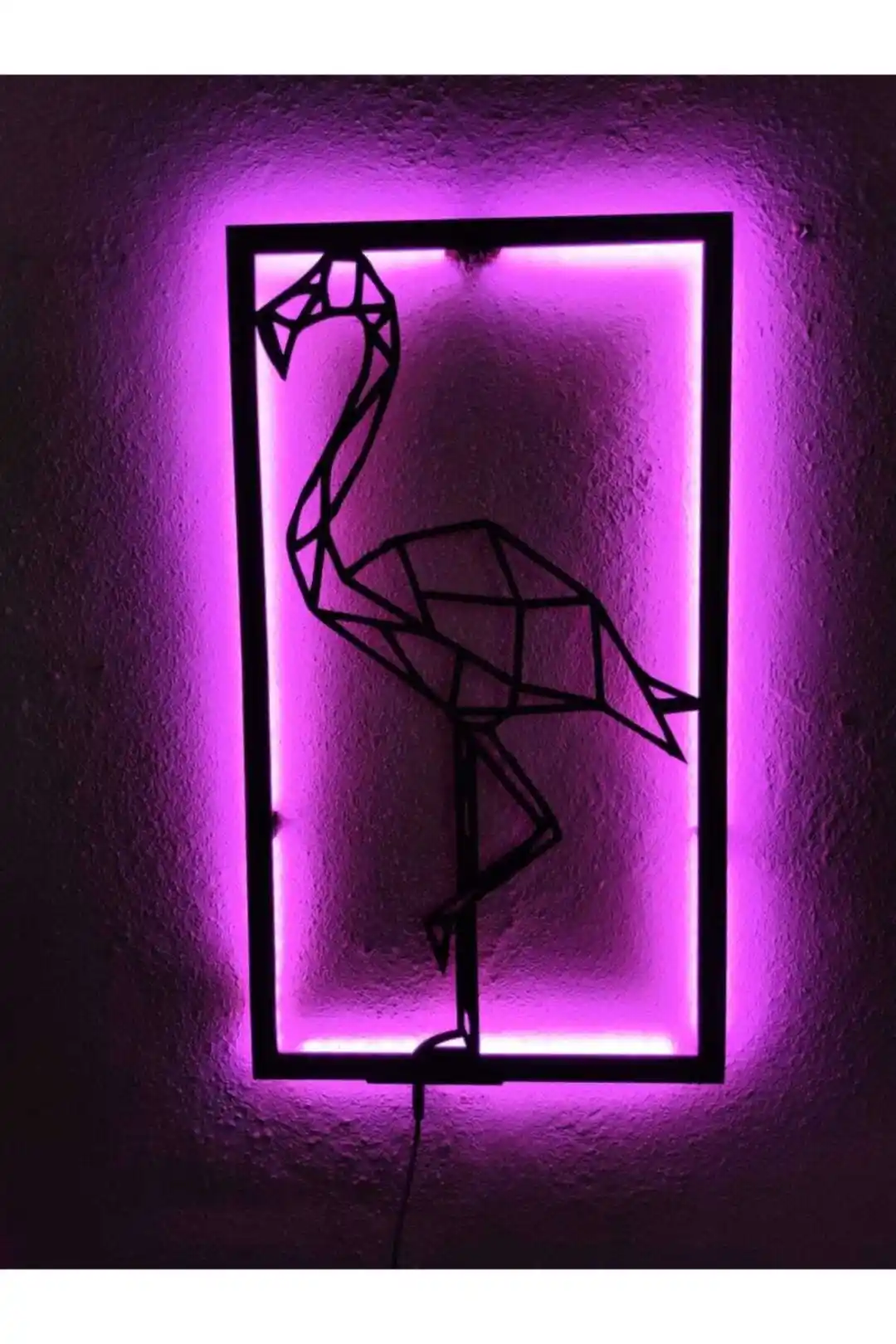 Flamingo Teması ve LED Işıklarla Modern Dekorasyon Trendleri