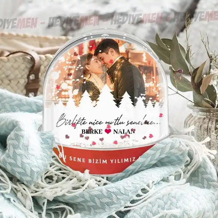 Fotoğraflı Kar Küresi ile Dekorasyonunuzu Kişisel ve Şık Hale Getirin