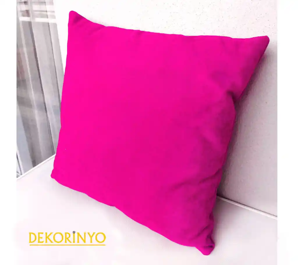 Fuşya Kırlentlerle Ev Dekorasyonunda Renk ve Şıklık Uygulamaları