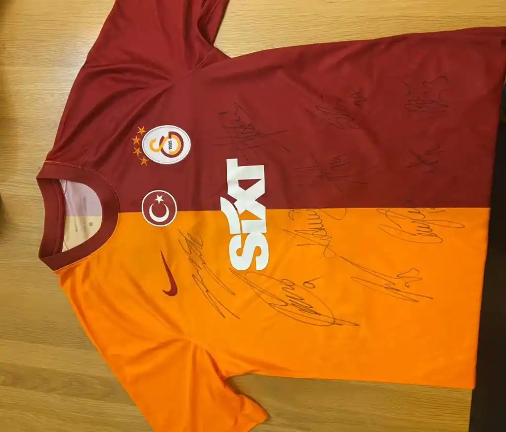 Galatasaray Temalı Dekorasyon Fikirleri ve Eşyalarıyla Mekanlarınızı Yenileyin