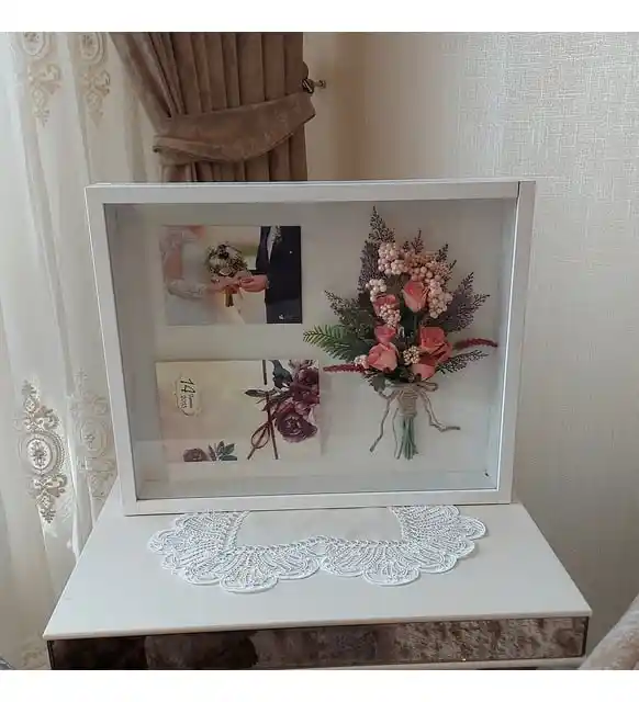 Gelin Çiçeği Çerçevesi ile Evinize Anlamlı ve Şık Bir Dokunuş Katın