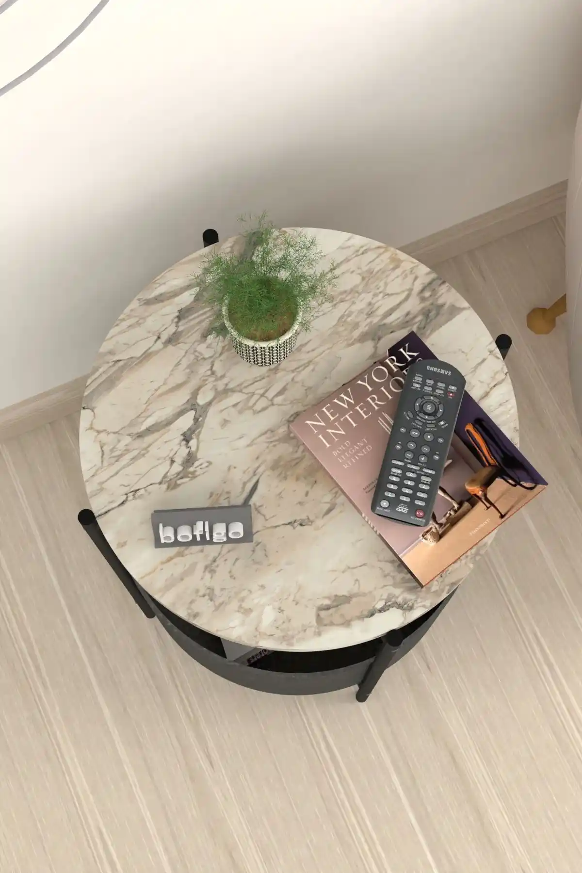 Geniş Orta Sehpa Seçimi ve Dekorasyonda Şıklık ile Fonksiyonelliğin Buluşması