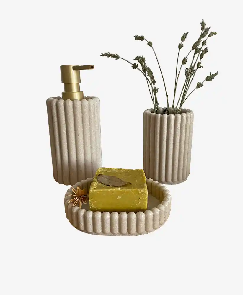 Gold Banyo Setleri ile Şıklık ve Lükse Davet Edin: Dekorasyon İpuçları ve Trendler