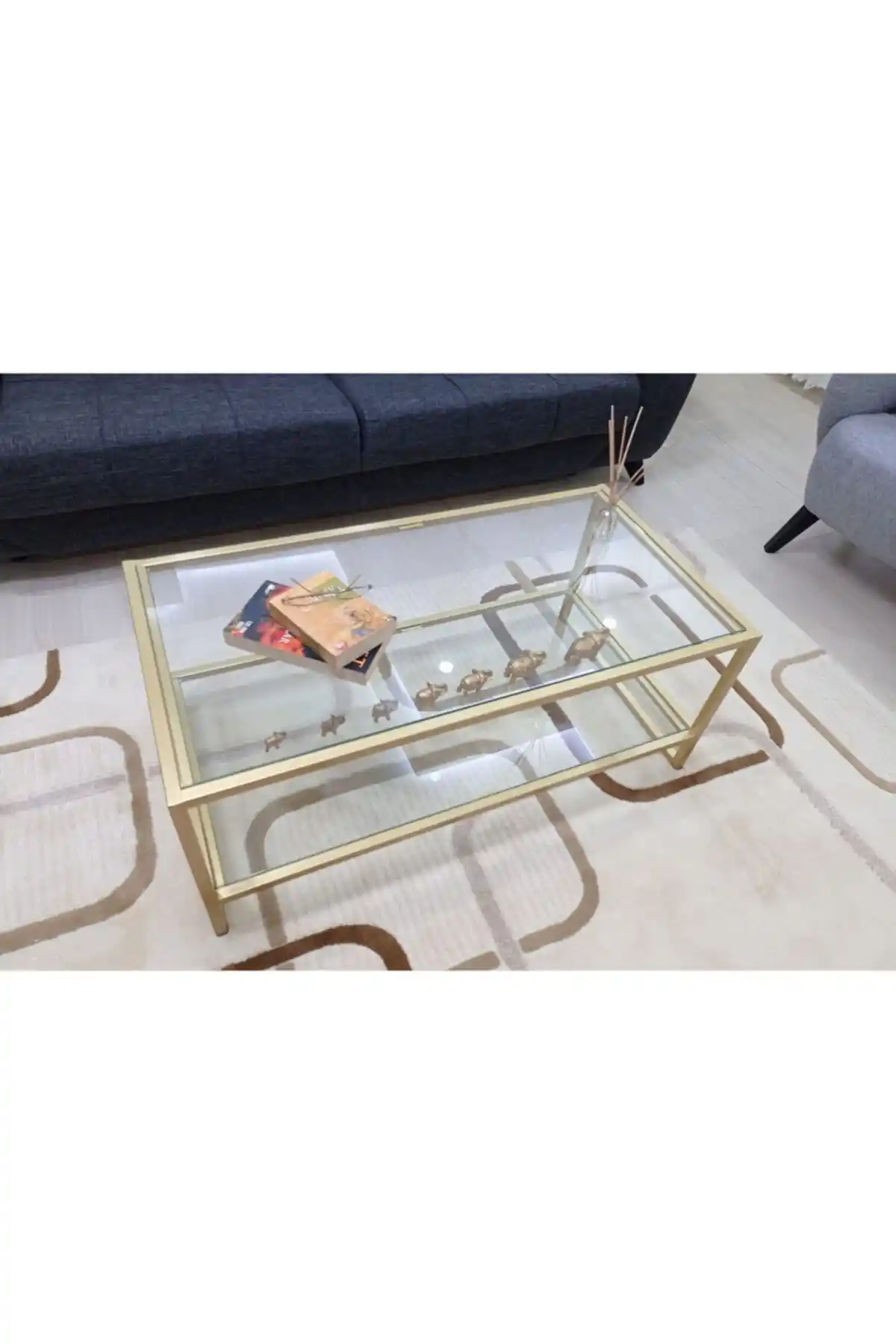 Gold Cam Orta Sehpa ile Modern ve Şık Dekorasyon Çözümleri