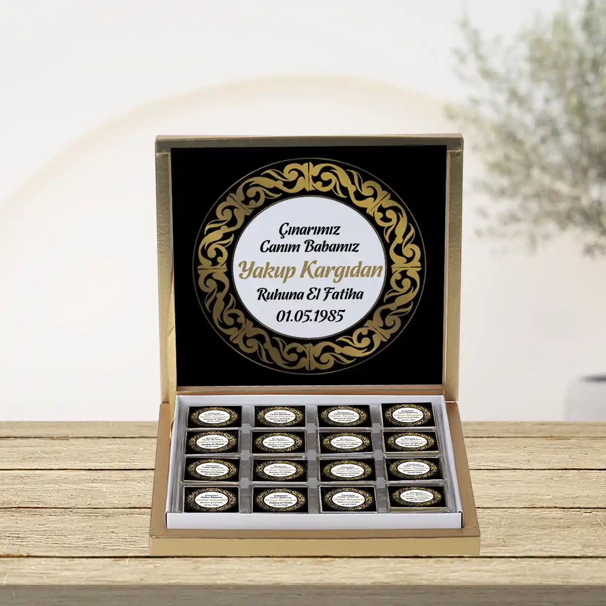 Gold Kutu Dekorasyonda Şıklık ve Çok Yönlülük Sunan Modern Çözümler