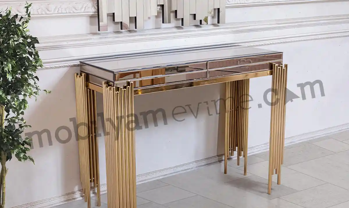 Gold Metal Dresuarlar Dekorasyonda Zarif ve Fonksiyonel Bir Seçenek