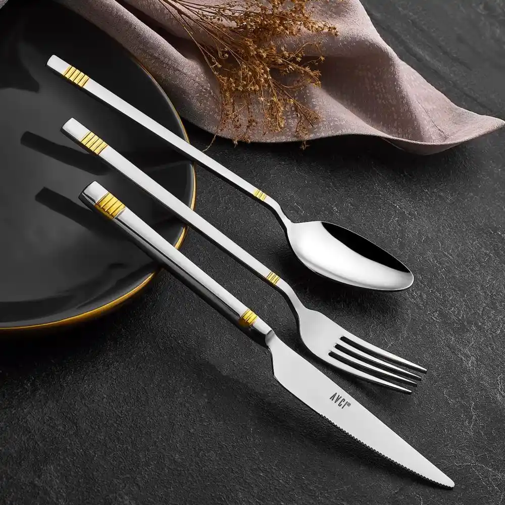Gold Rengi Çatal Bıçak Takımlarıyla Sofralarınıza Zarafet Katın ve Dekorasyonunuzu Geliştirin