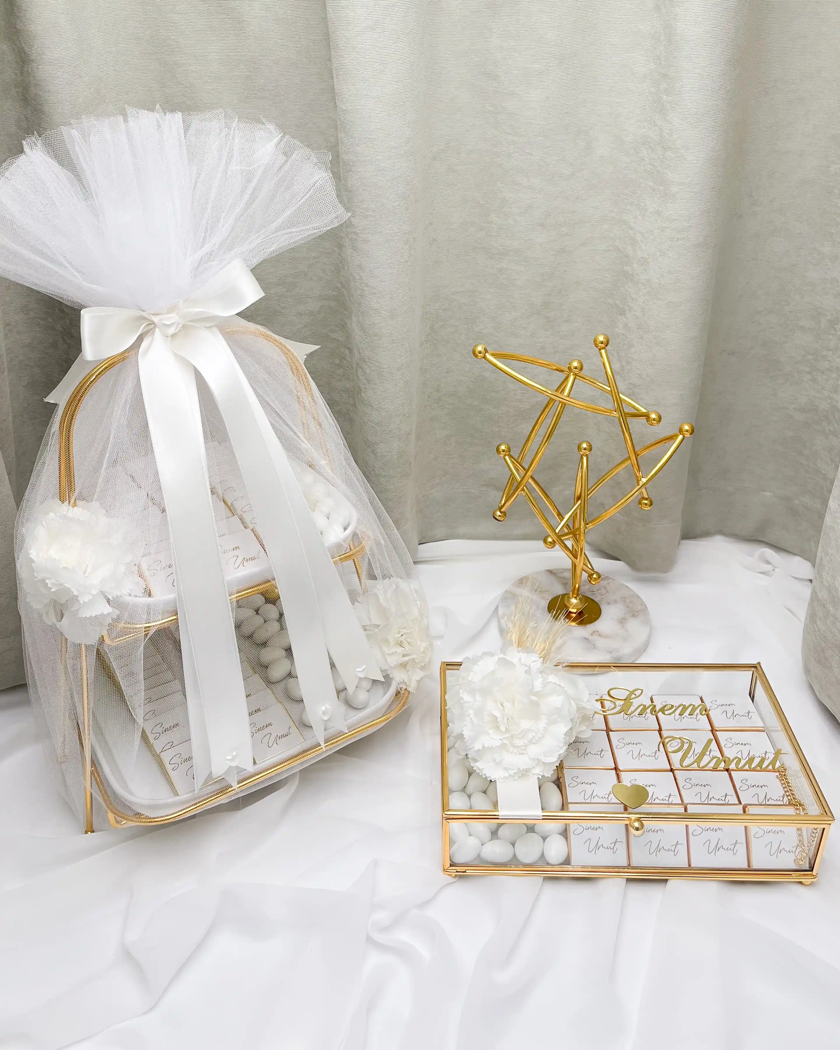 Gold Sunumluk Setleri ile Dekorasyonunuza Zarafet ve Şıklık Katın