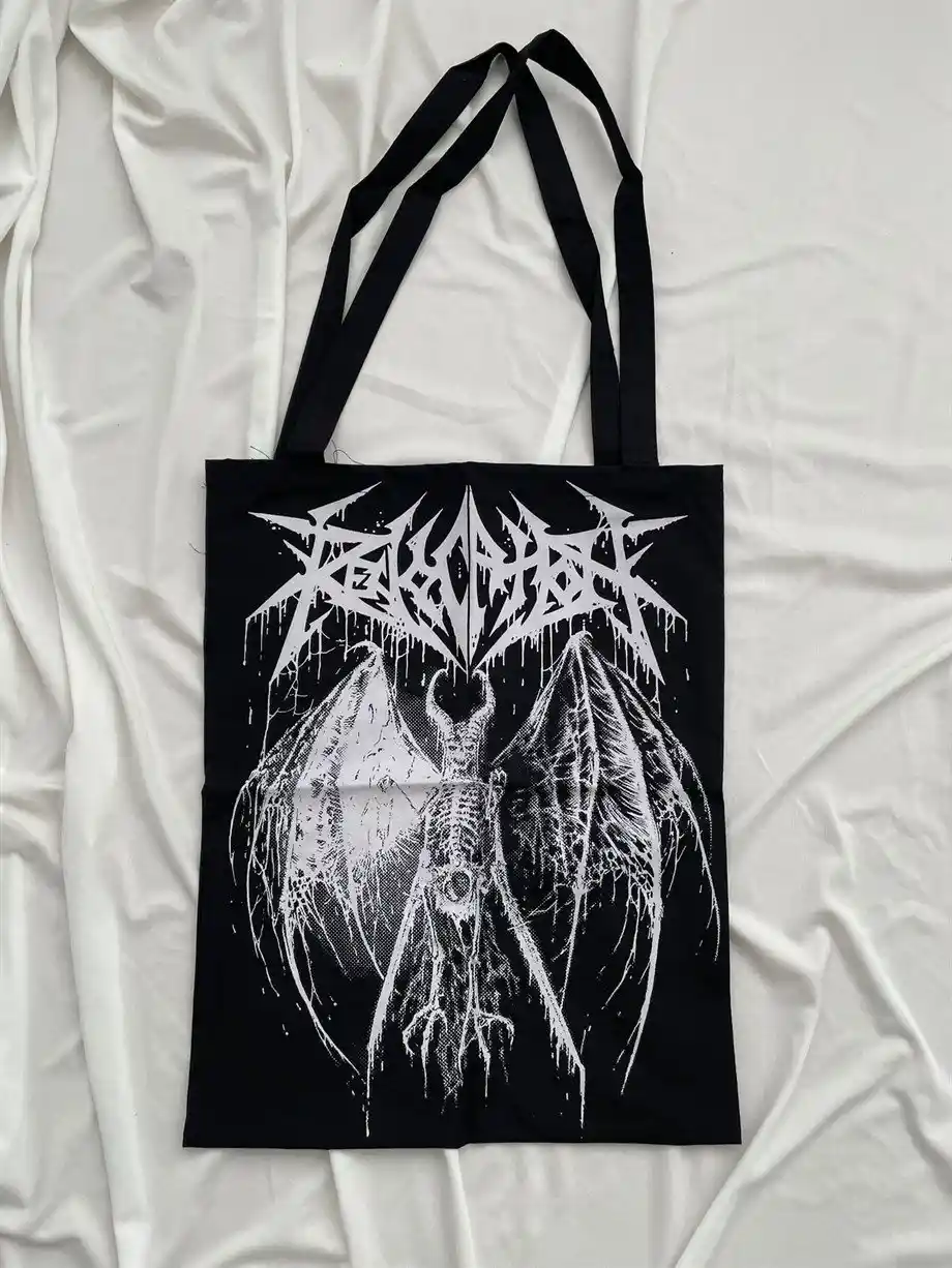 Gotik Tarzında Dekorasyon: Karanlık Şıklık ve Sanatın Buluşması İçin Rehber