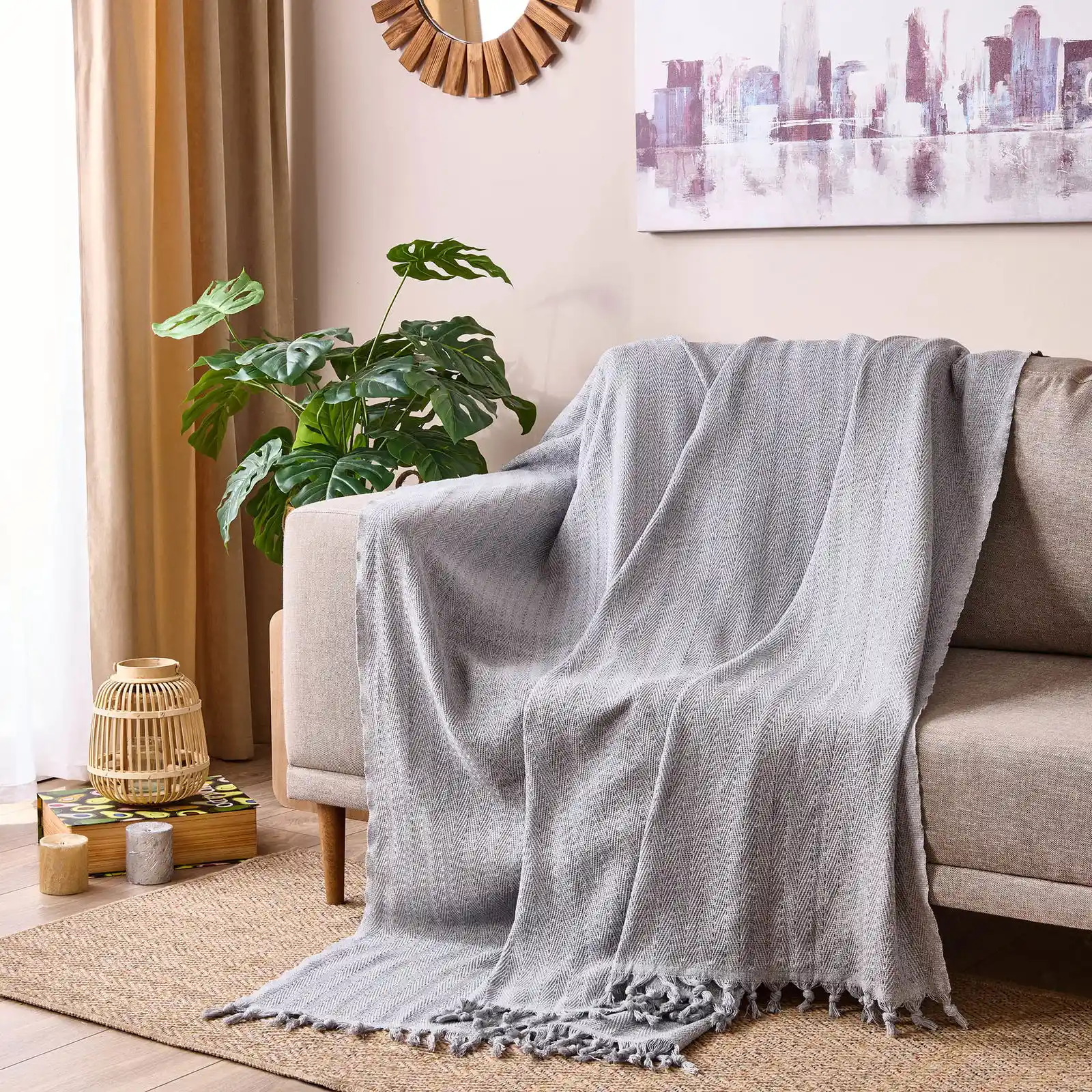 Gri Koltuk Şalı ile Dekorasyonda Şıklık ve Konforu Yakalayın