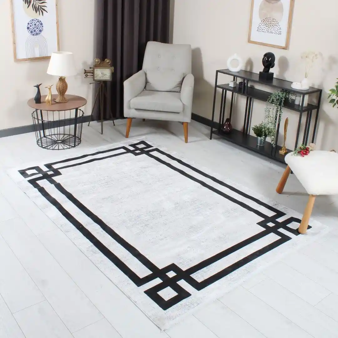 Gri Siyah Çerçeveli Halılar ile Modern ve Şık Dekorasyon Çözümleri