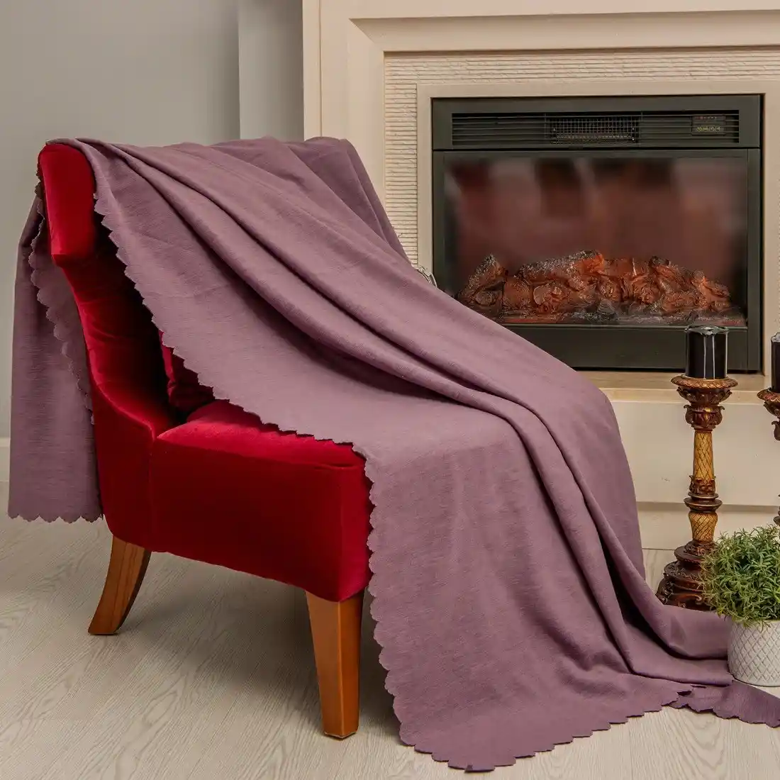 Gül Kurusu Koltuk Örtüsü ile Dekorasyonda Zarafetin ve Şıklığın Anahtarları