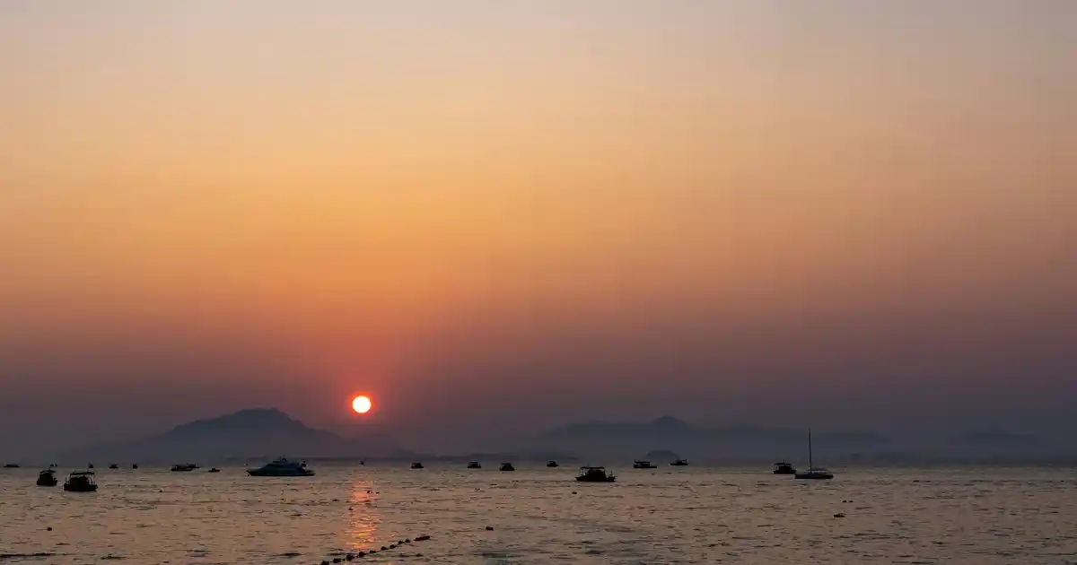 Gümüş Kolye ile Dekorasyonda Zarafet ve Şıklık Yaratma Rehberi