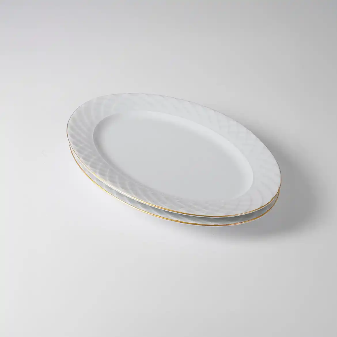 Güral Porselen Kayık Tabak ile Dekorasyonda Zarafetin Yeni Yüzü ve Kullanım İpuçları