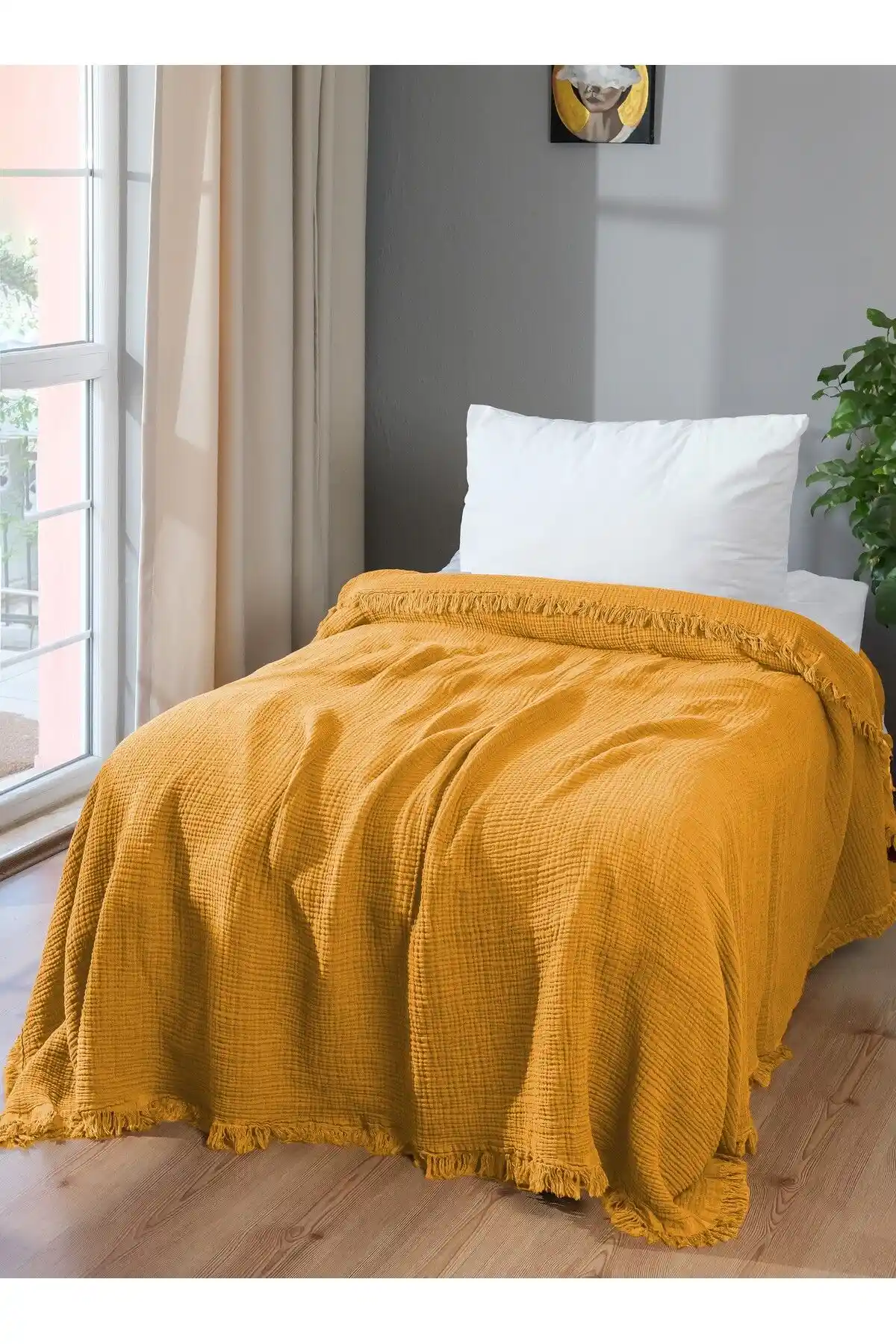 Hardal Renkli Yatak Örtüsü ile Modern ve Sıcak Yatak Odası Dekorasyonu Rehberi