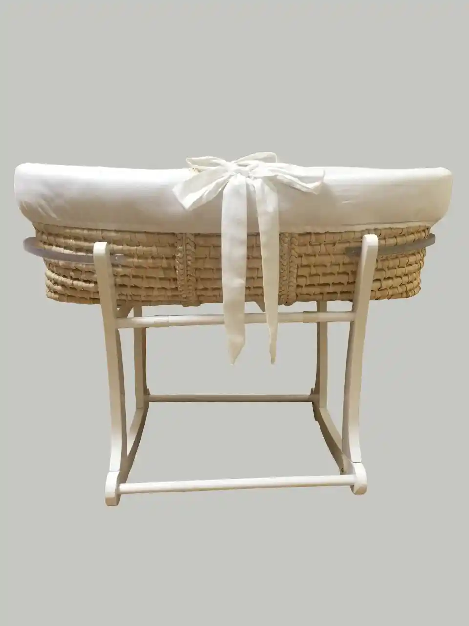 Hasır Bebek Sepetleri ile Doğal ve Şık Bebek Odası Dekorasyonu İpuçları