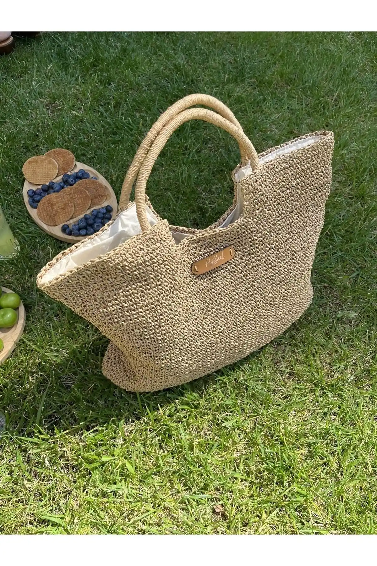 Hasır Çanta ve Plaj Dekorasyonunda Şıklık ve Doğallık İpuçları 2023