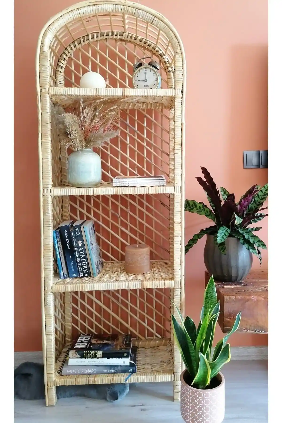 Hasır Kitaplıklar ile Doğal ve Şık Dekorasyon Çözümleri