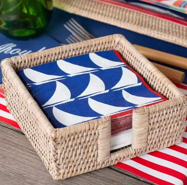 Hasır Peçetelikler ile Dekorasyonda Doğal ve Sıcak Bir Atmosfer Yaratın