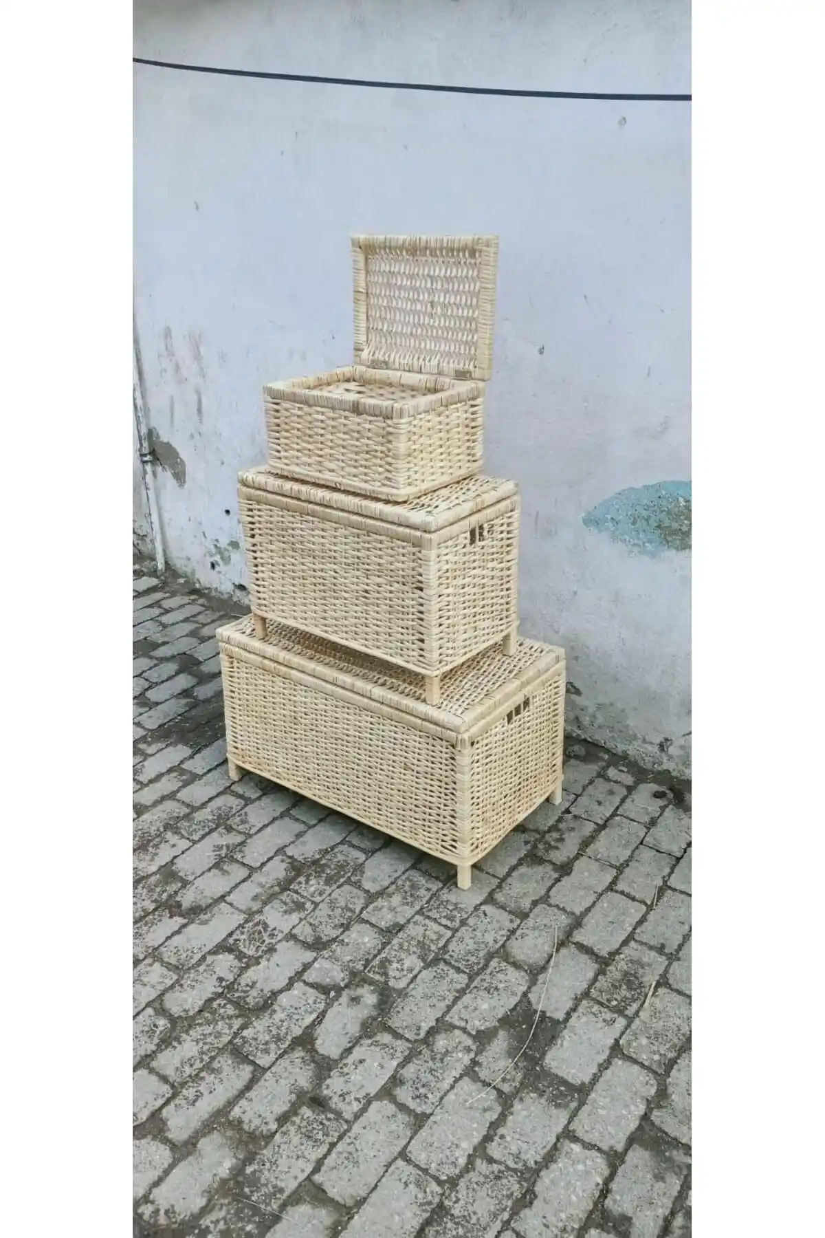 Hasır Sandık ile Dekorasyonda Şıklık ve İşlevsellik Bir Arada