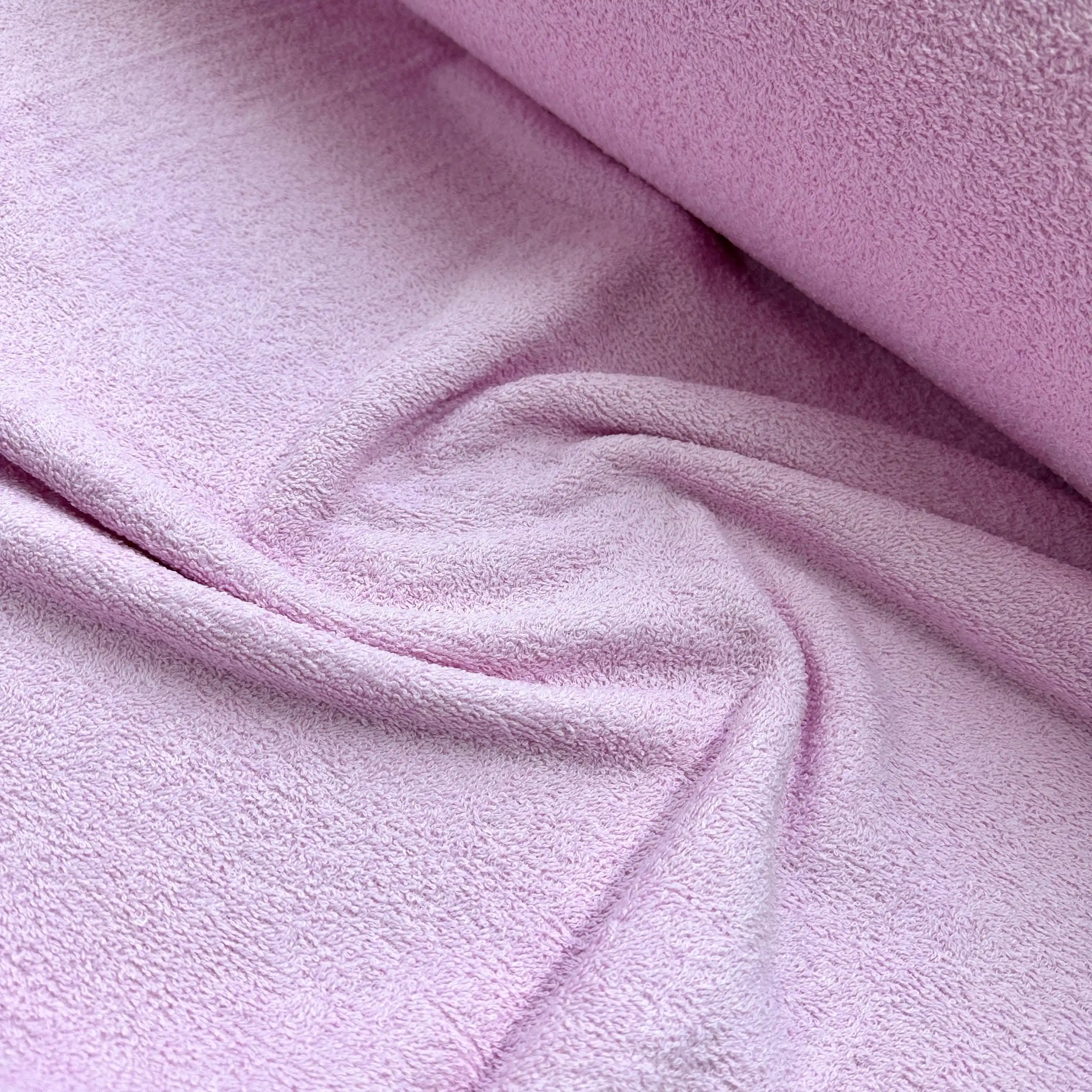 Havlu Kumaşıyla Şık ve Fonksiyonel Ev Dekorasyonu İpuçları ve Yaratıcı Kullanım Yolları