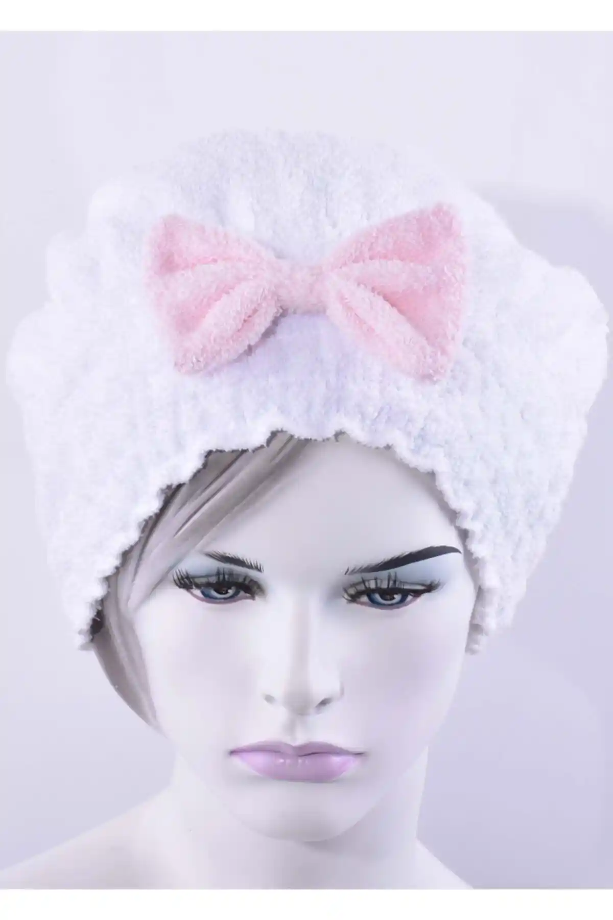 Havlu Saç Bonesi Nedir, Nasıl Kullanılır ve Dekorasyonda Avantajları Nelerdir