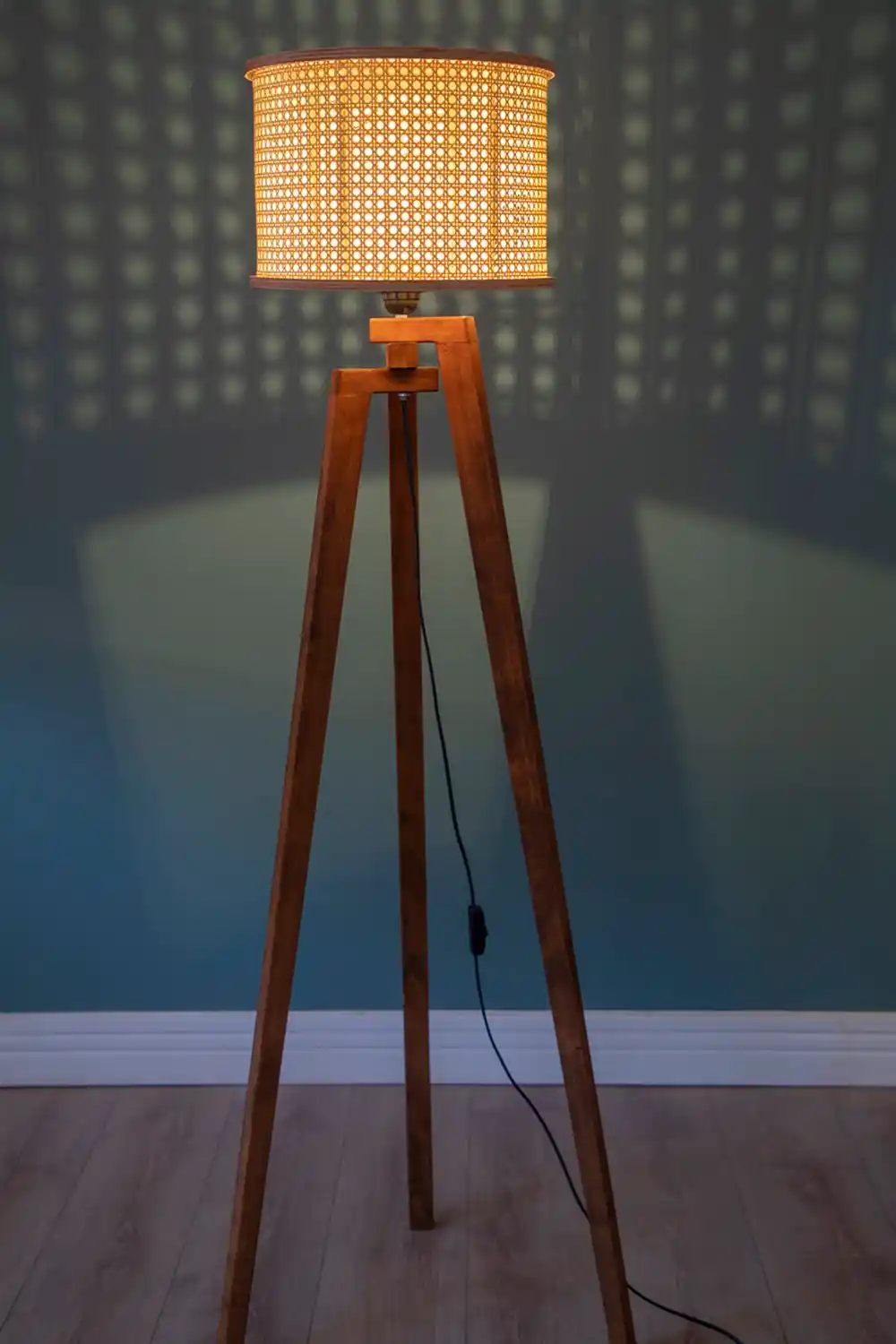 Hazeranlı Lambader ile Dekorasyonunuza Şıklık Katmanın Yolları ve İpuçları