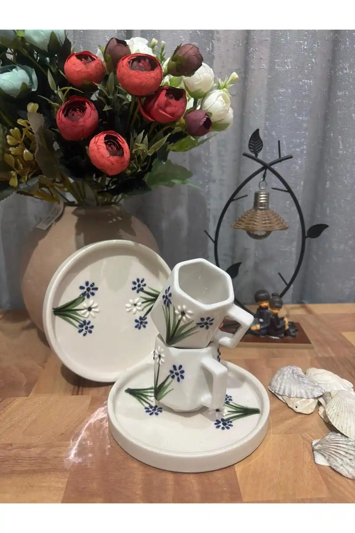 Hediyelik Fincan Takımlarıyla Dekorasyonunuzu Şıklıkla Yenileyin