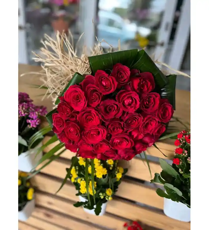 İç Mekân Dekorasyonunda Çiçek Kullanımı ve Trendler Hakkında Kapsamlı Rehber