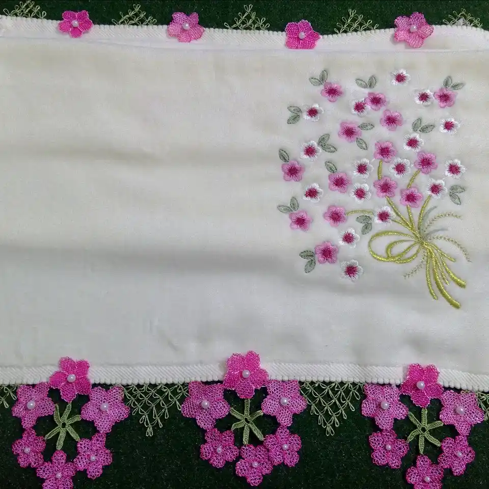 İğne Oyası Mutfak Havlusu Örnekleriyle Dekorasyonda Zarafet ve El İşlemi Buluşması