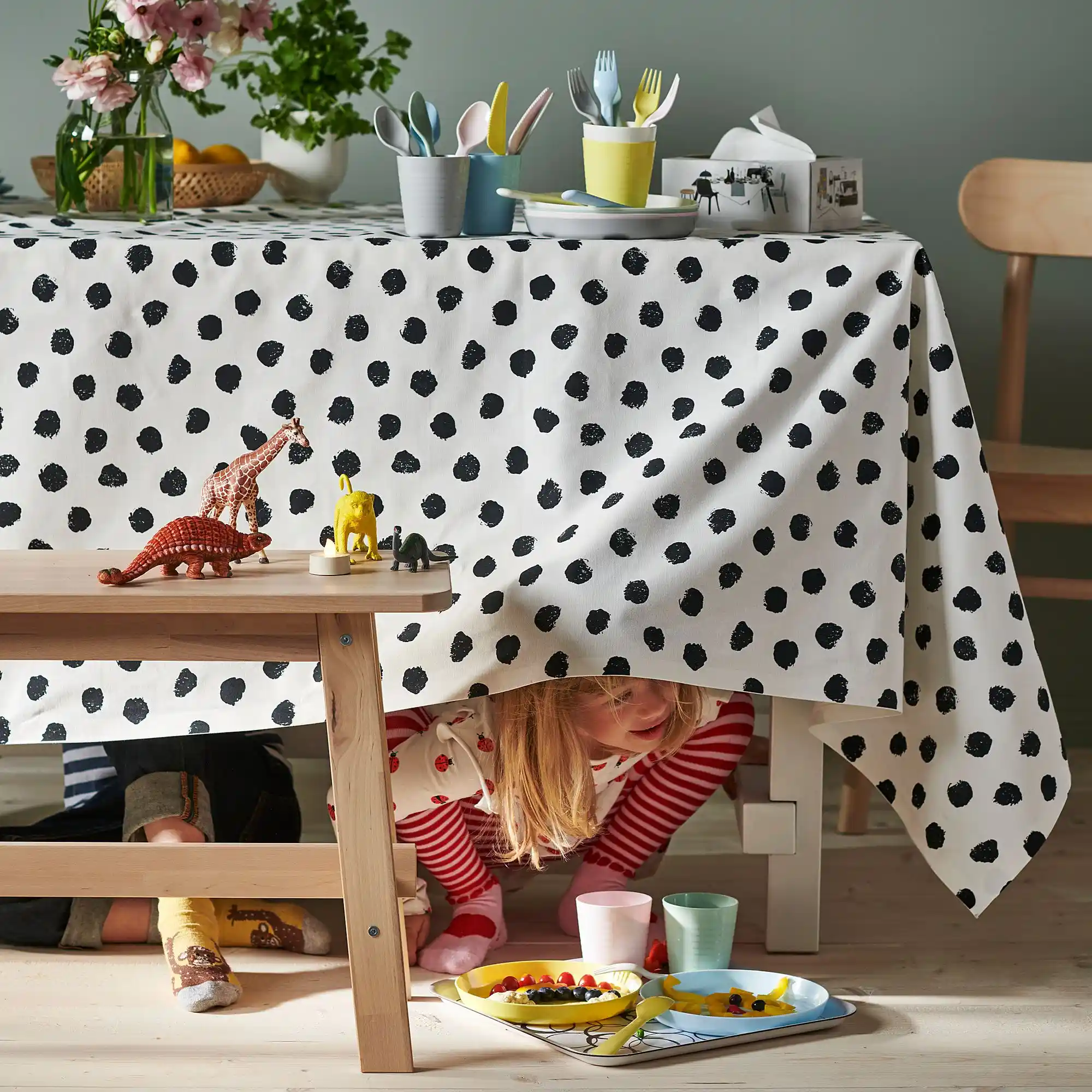 Ikea Kalas Yemek Seti ile Modern ve Şık Dekorasyon Çözümleri